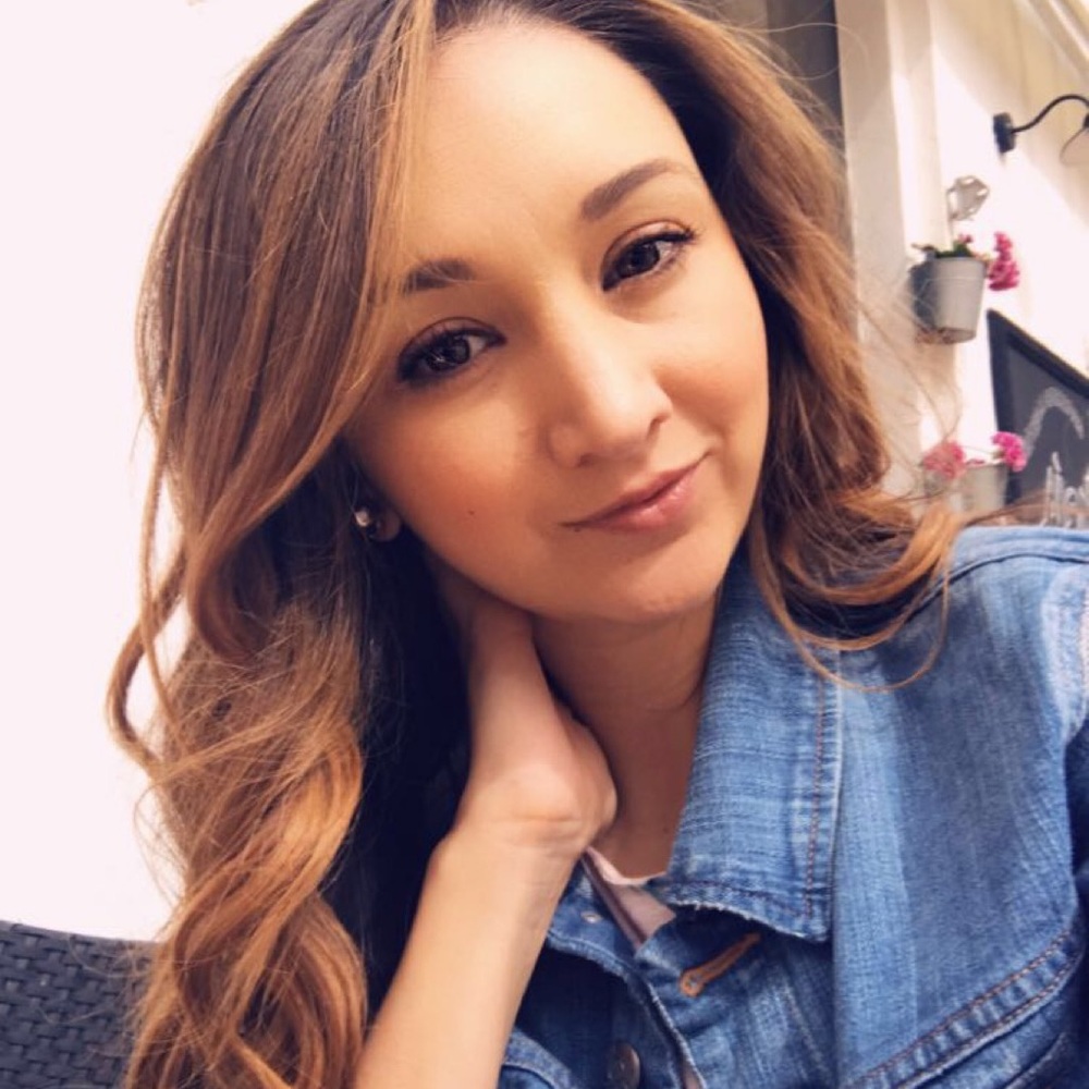 Meet your Posher, Felicia